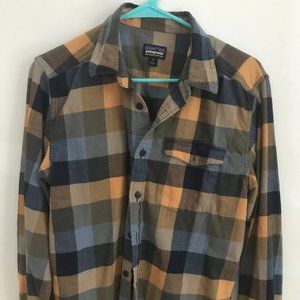 Patagonia Plaid shirts